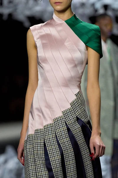 Look 241